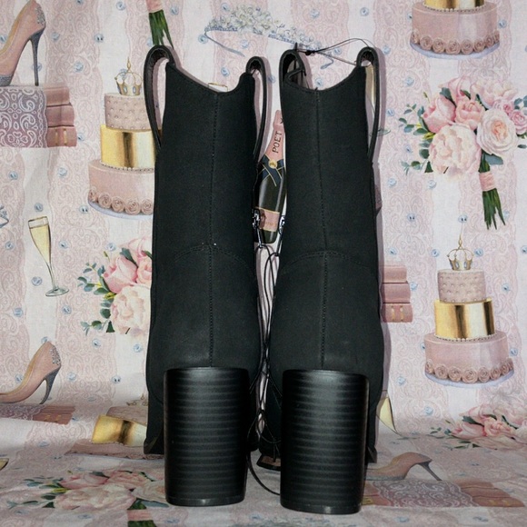 Forever 21 Black Women's Boots - Picture 4 of 8
